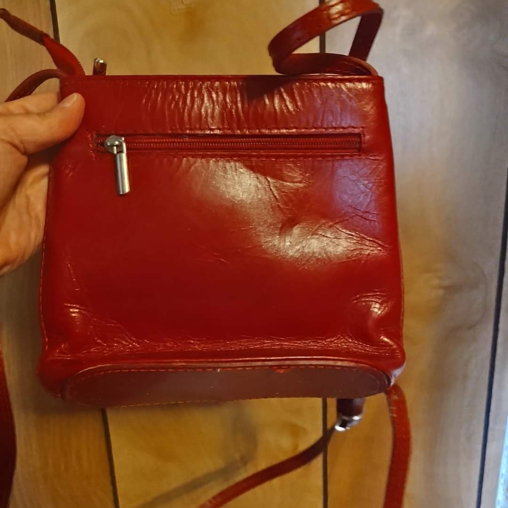 Small crossbody bag
